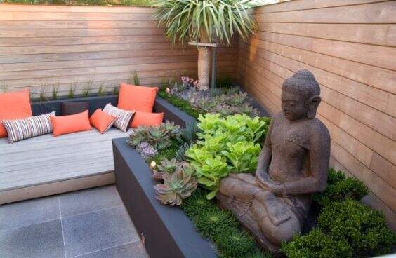 jardín zen dentro del hogar 